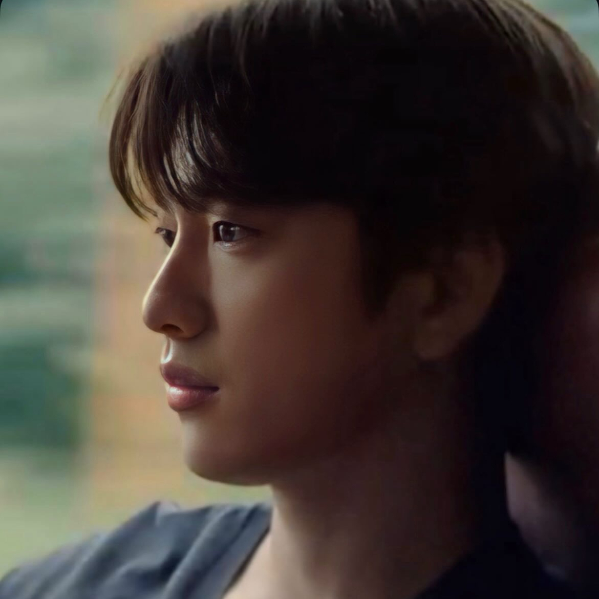 Potret di balik layar Jinyoung (GOT7)