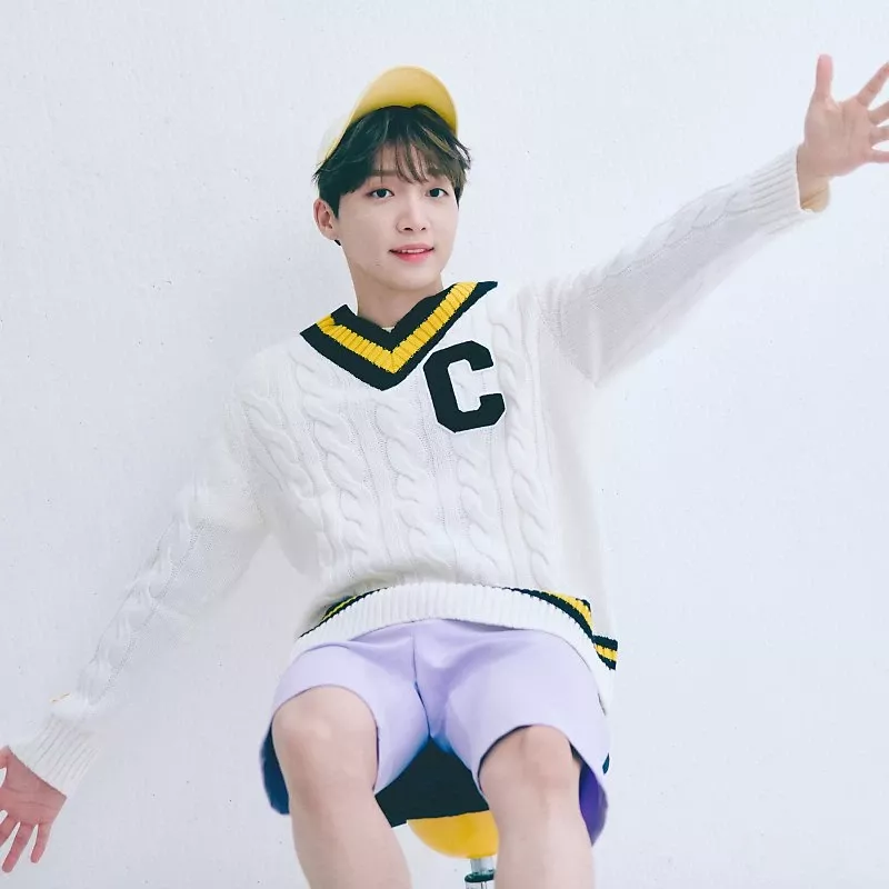 Recent activity shot of Jeong Sewoon