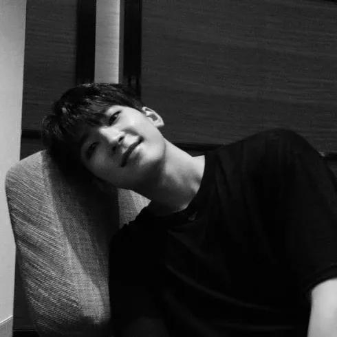 A moment captured by Wonwoo (SEVENTEEN)'s fan