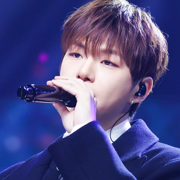 강다니엘 최근 활동샷