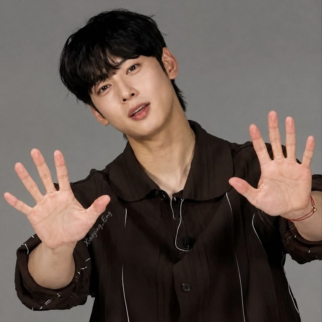 A moment captured by Eunwoo (ASTRO)'s fan