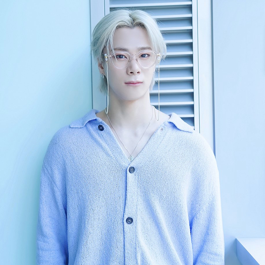 Latest photo of Moonbin (ASTRO)