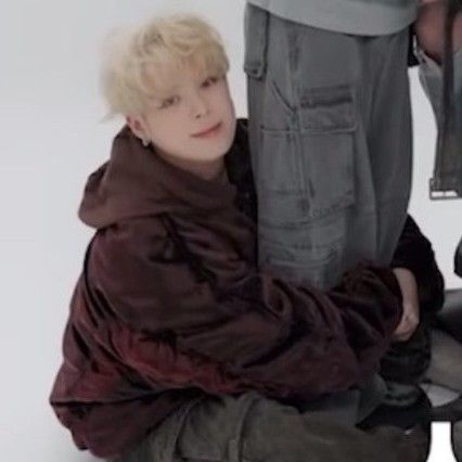 Latest photo of Yeonho (VERIVERY)