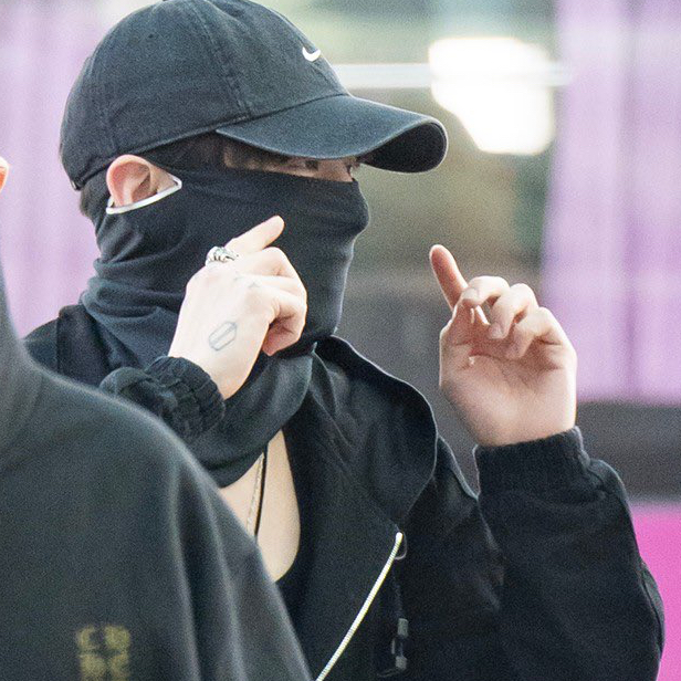 Momen yang diabadikan oleh penggemar Jungkook (BTS)