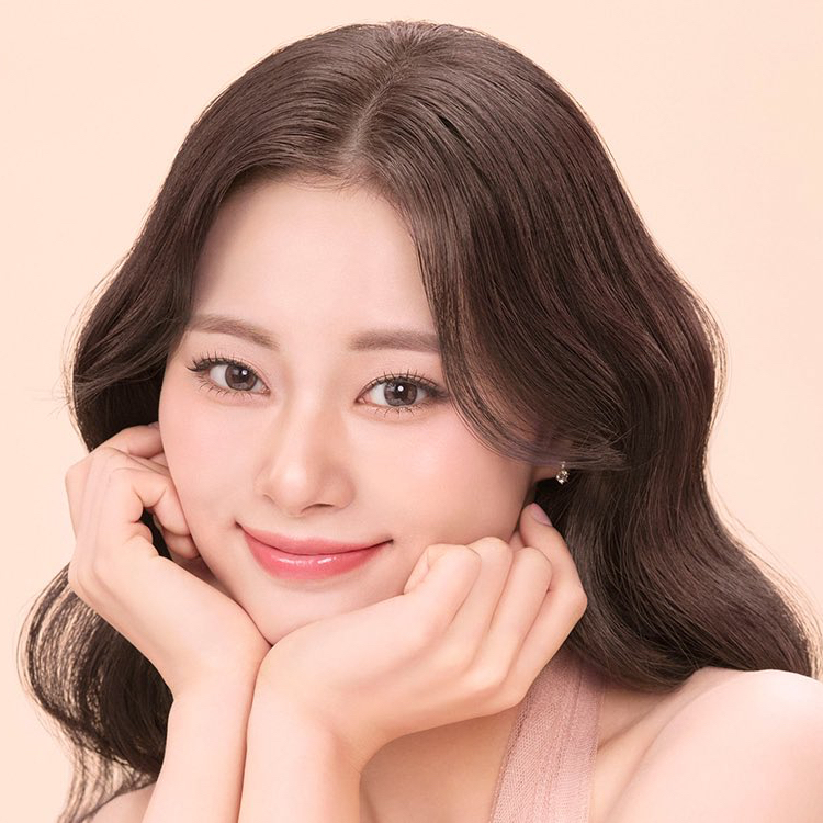 Potret di balik layar Tzuyu (TWICE)