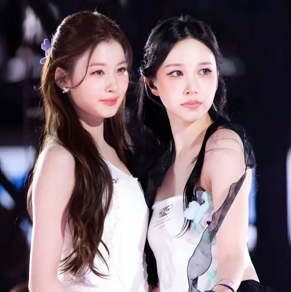 미나 (TWICE)의 최신 사진