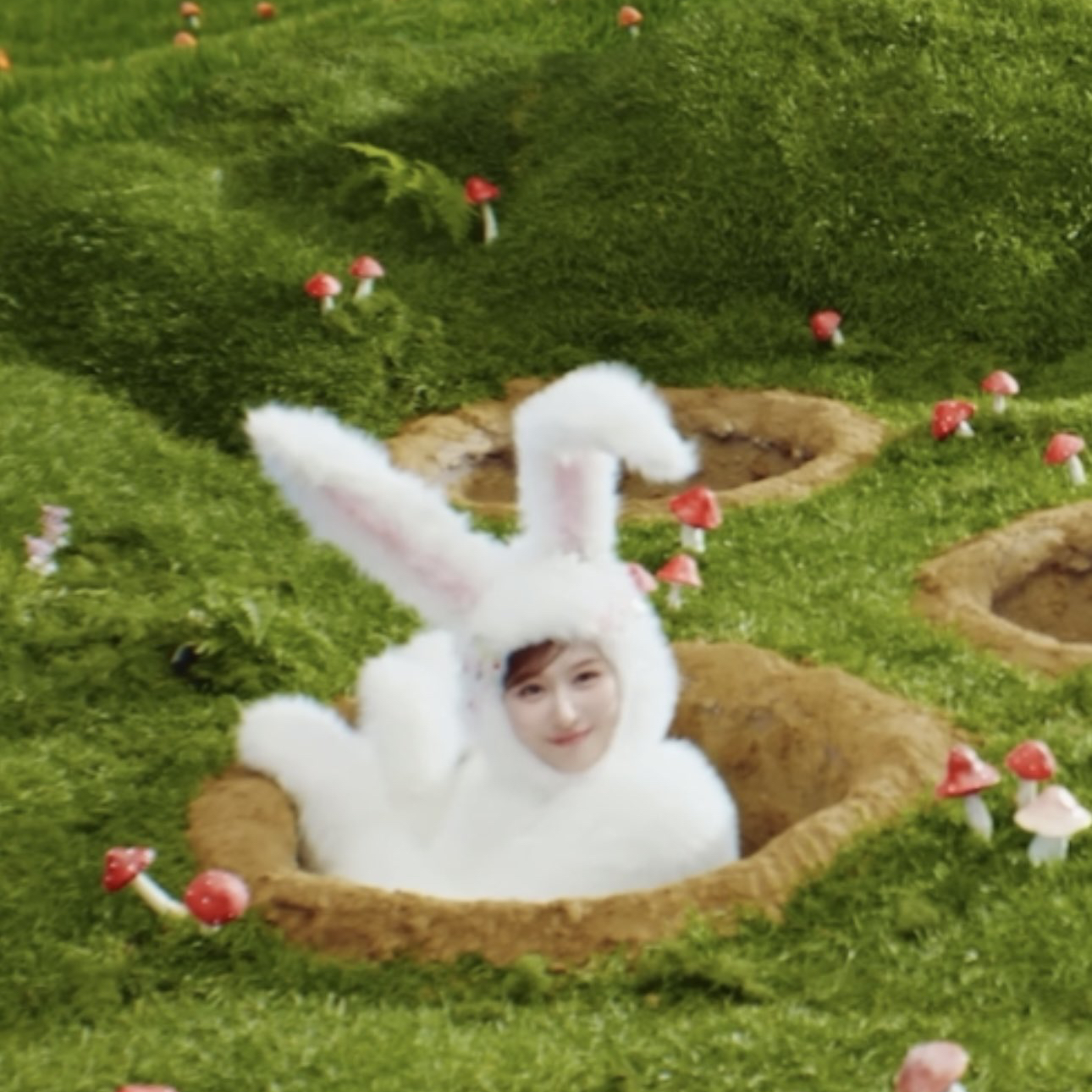 Latest photo of Sana (TWICE)