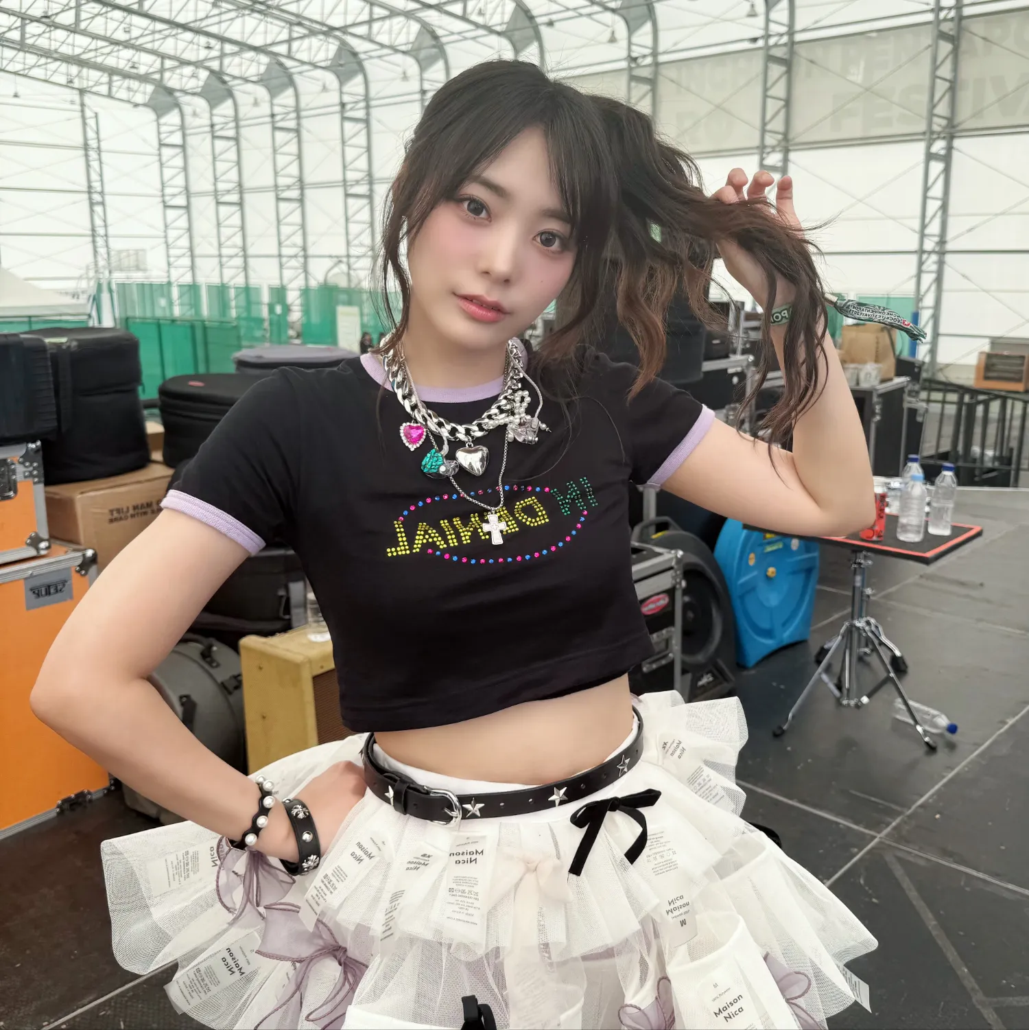 Behind-the-scenes cut of Siyeon (QWER)
