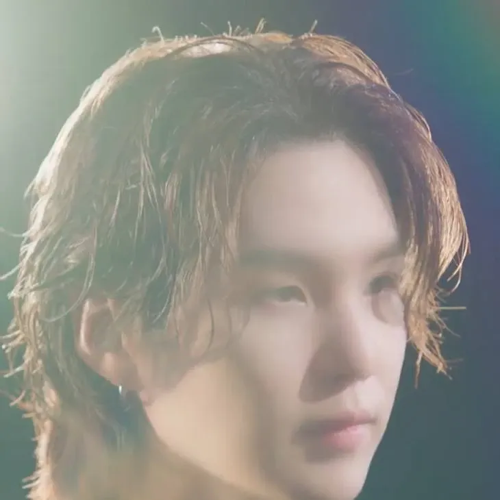 슈가 (방탄소년단)의 최신 사진