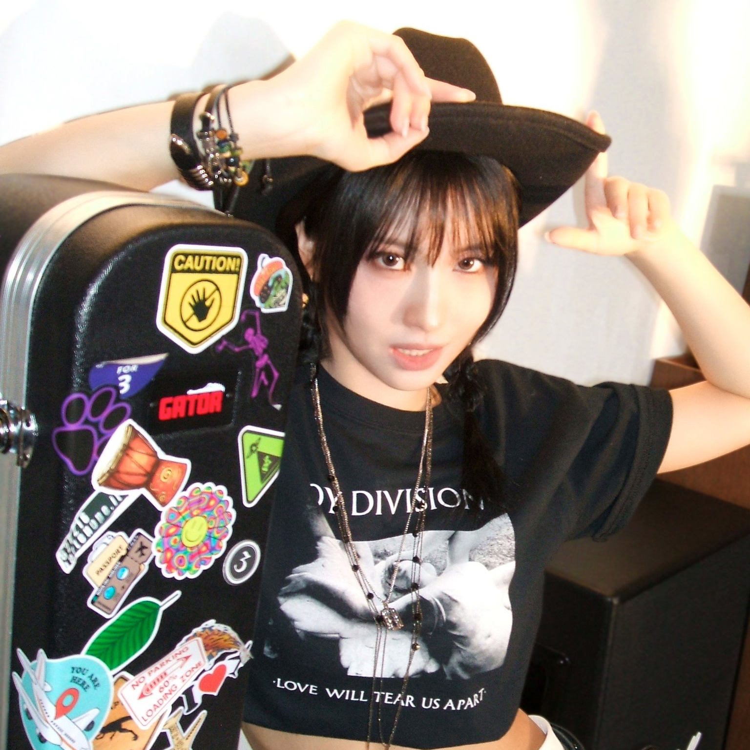 Recent activity shot of Momo (TWICE)