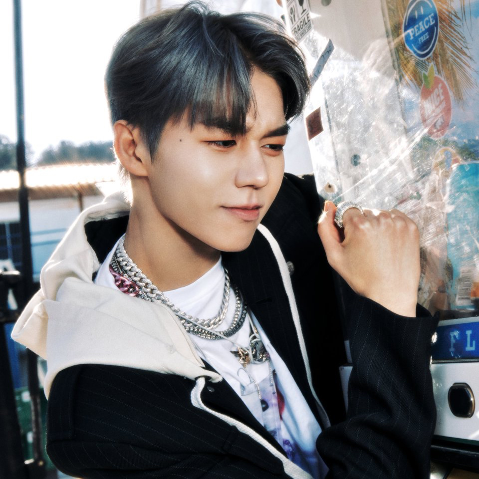 A moment captured by Zeon (TUNEXX)'s fan