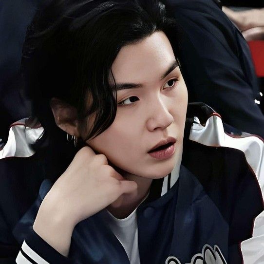 슈가 (방탄소년단)의 최신 사진