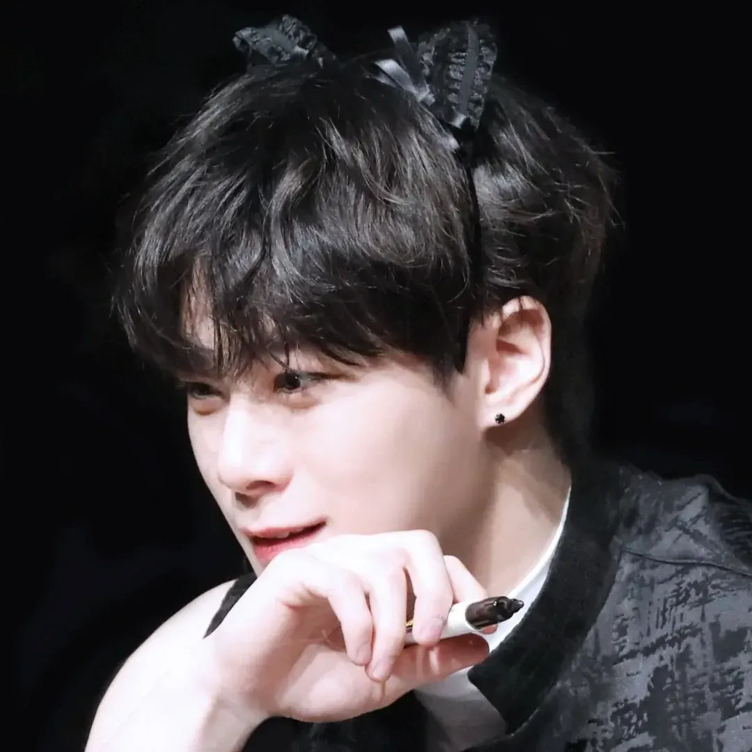 Recent activity shot of Moonbin (ASTRO)