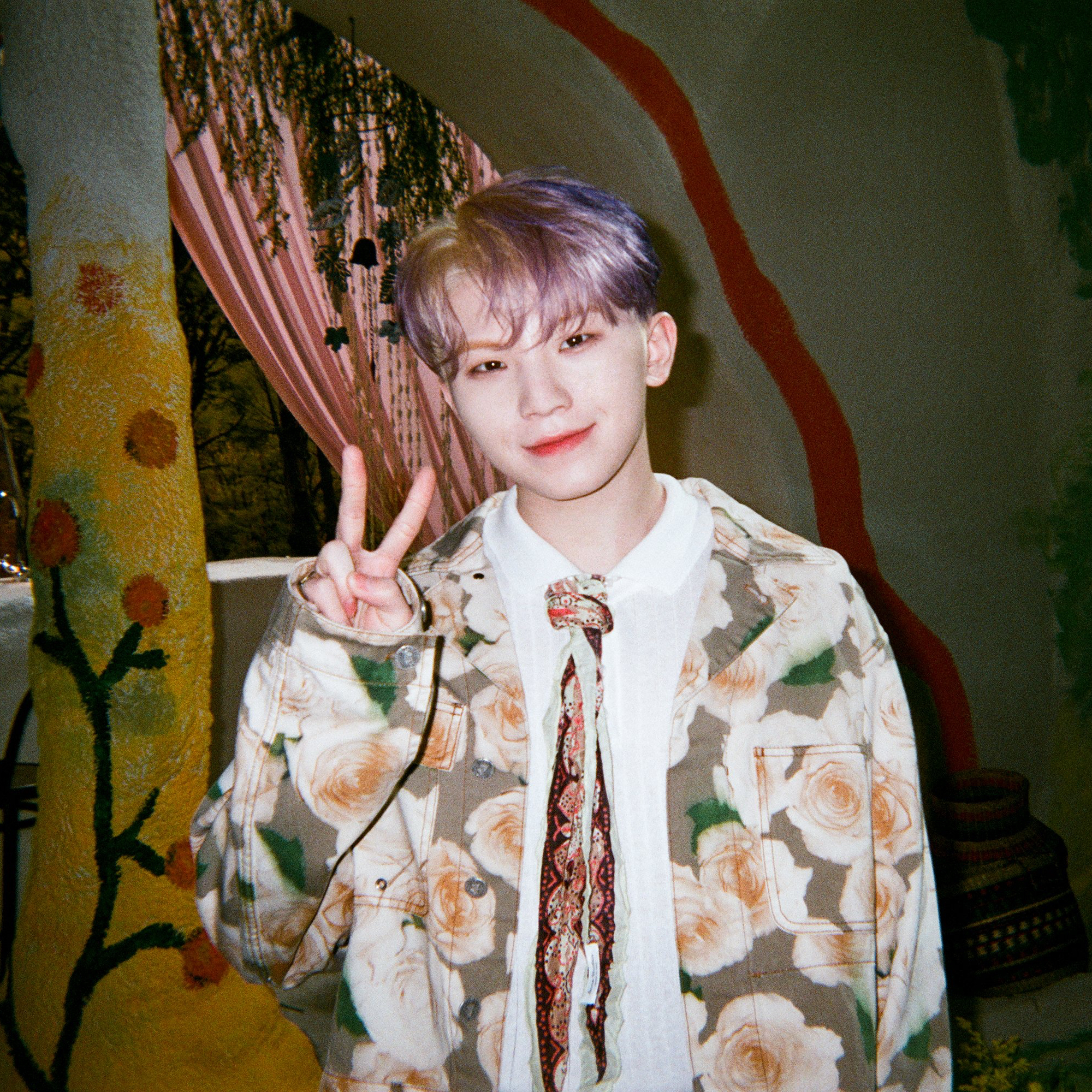 A moment captured by Woozi (SEVENTEEN)'s fan