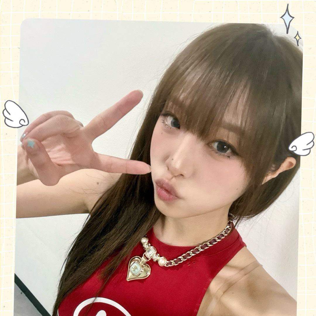 Recent activity shot of Choi Yena