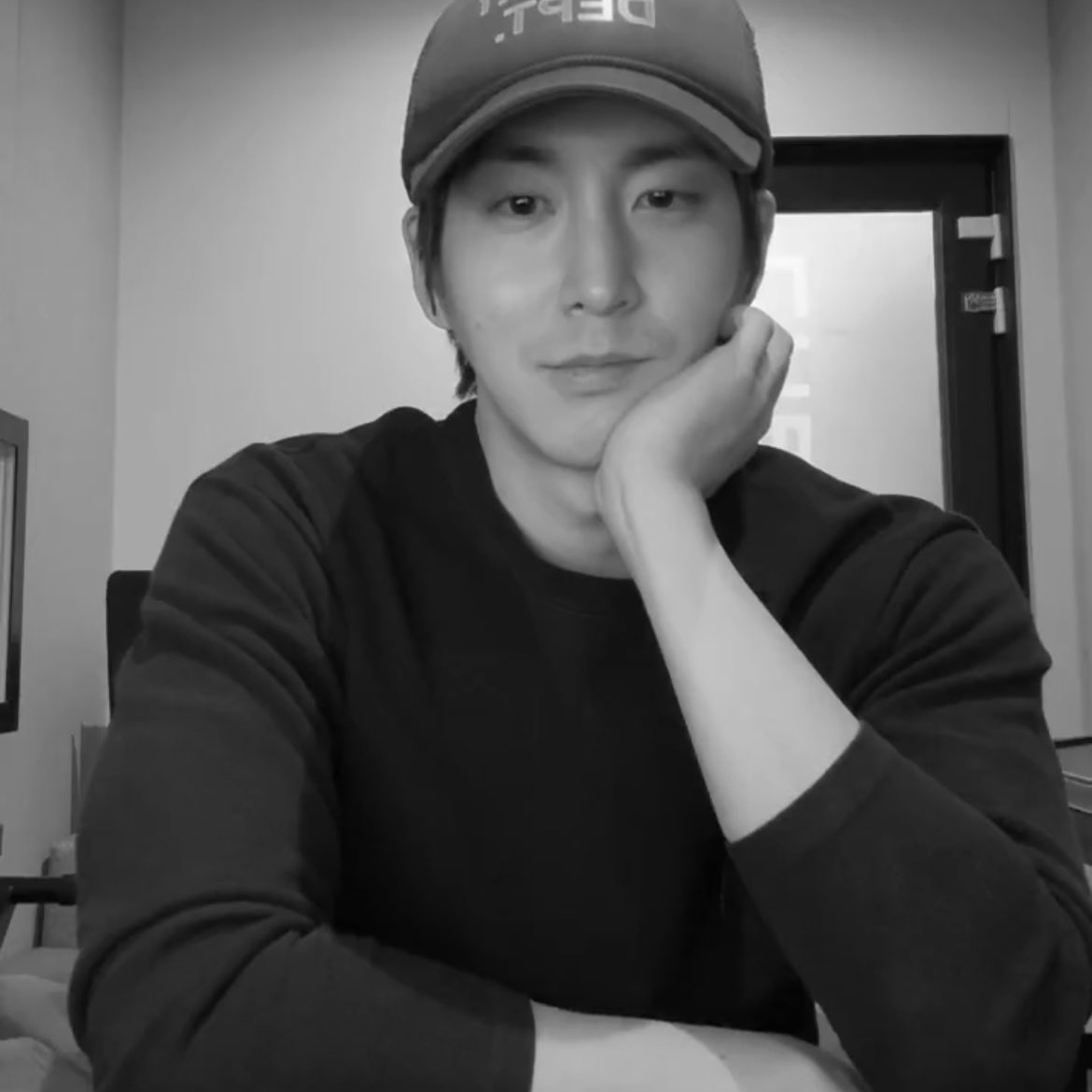 Behind-the-scenes cut of PENTAGON