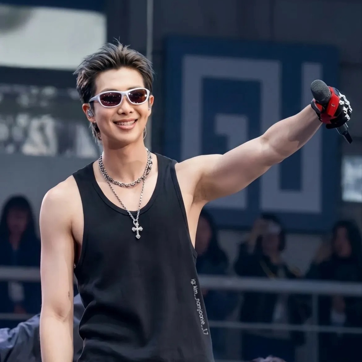 RM (防弹少年团)的幕后花絮