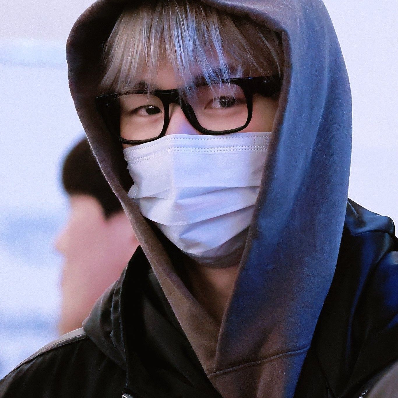 강다니엘의 비하인드 컷