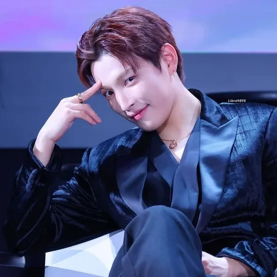 Behind-the-scenes cut of Hongjoong (ATEEZ)