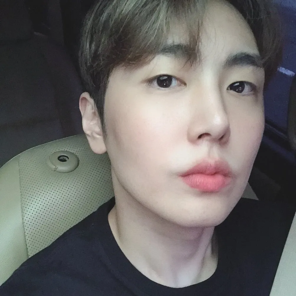 Latest photo of Jaeyoon (SF9)