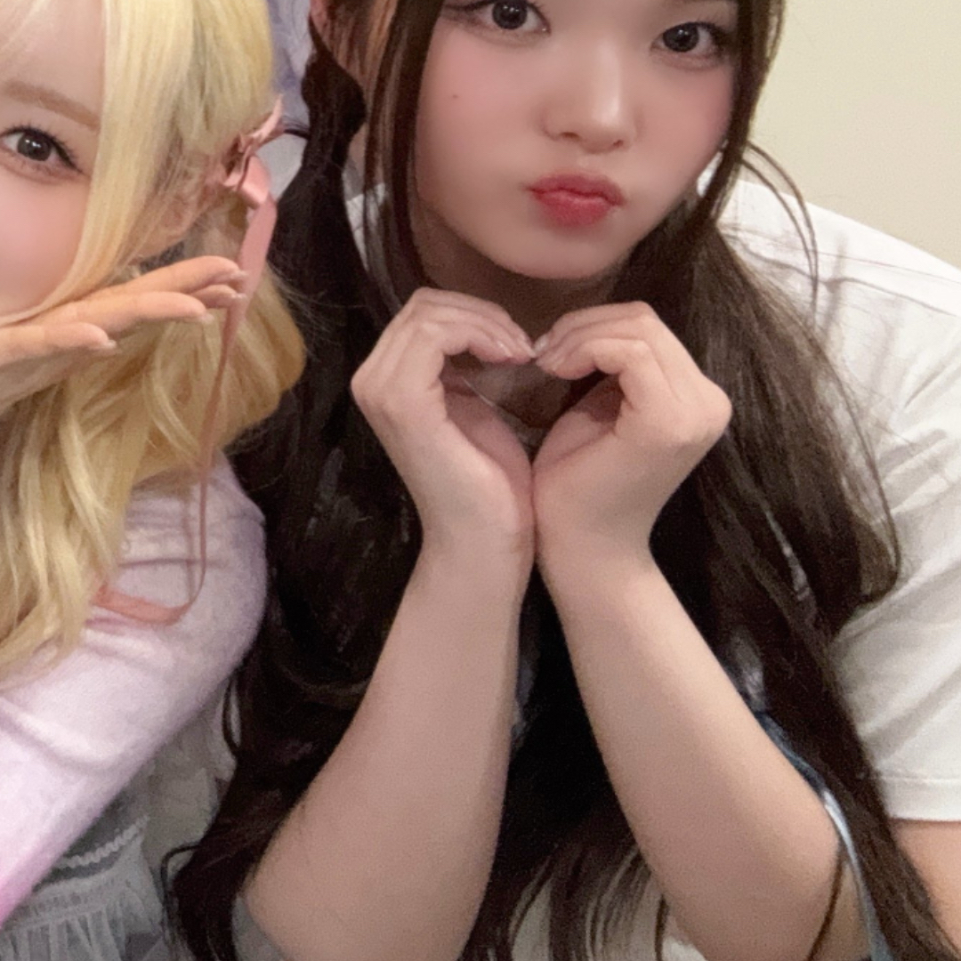 Behind-the-scenes cut of SAY MY NAME