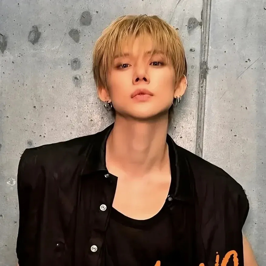 Foto terbaru Yeonjun (TOMORROW X TOGETHER)