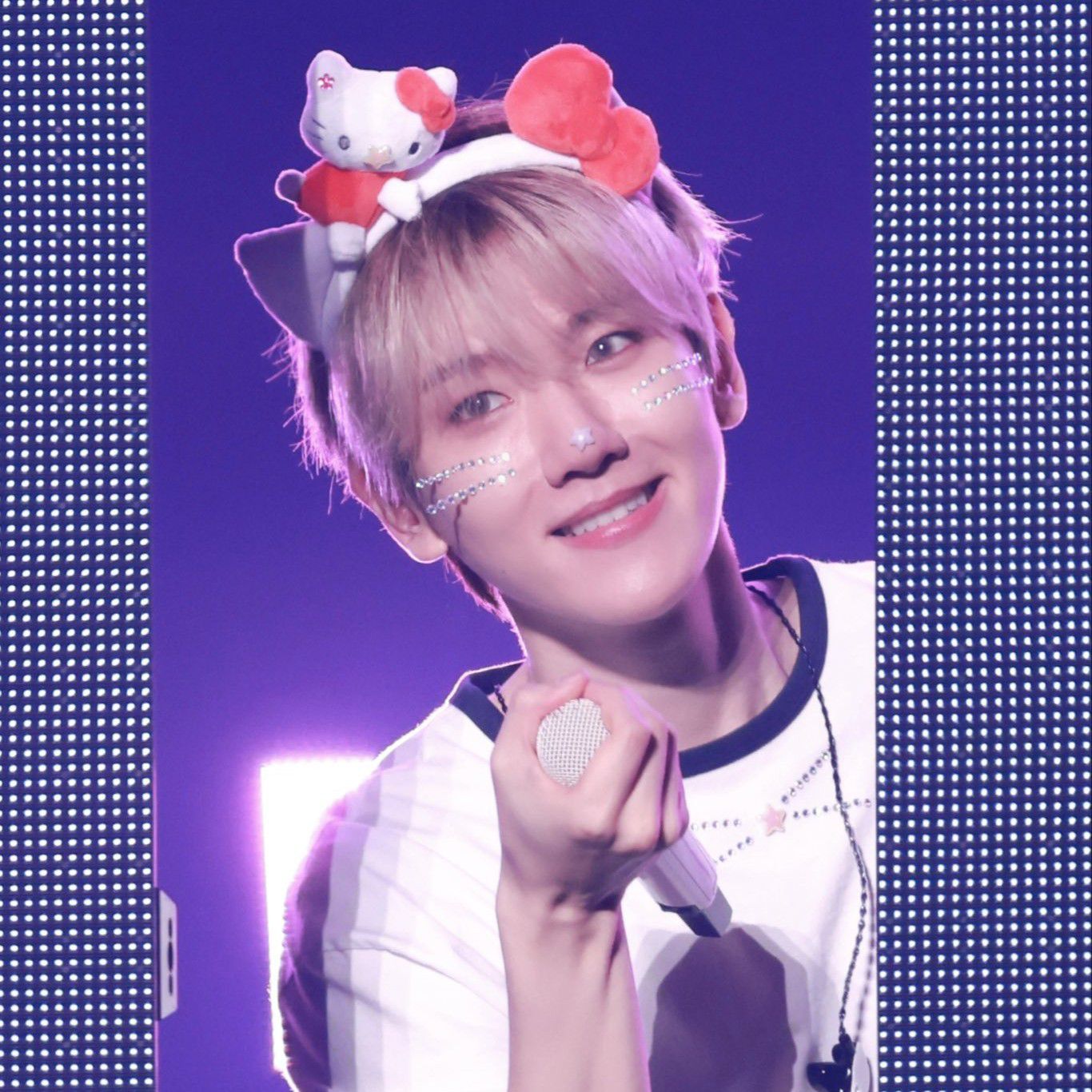 백현 (EXO) 최근 활동샷