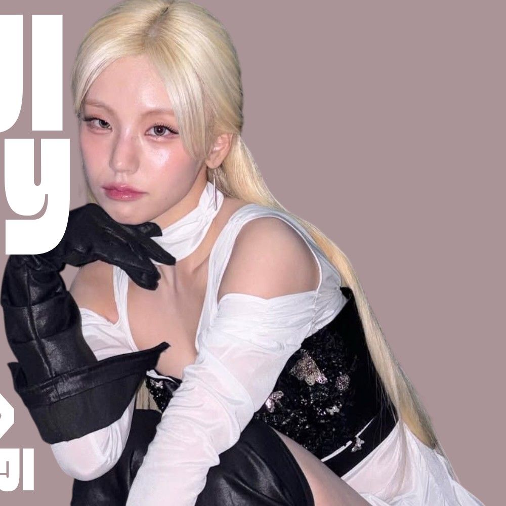 Recent activity shot of Yeji (ITZY)