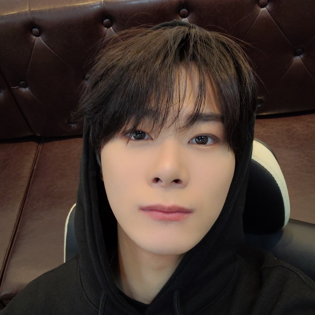 Latest photo of Moonbin (ASTRO)