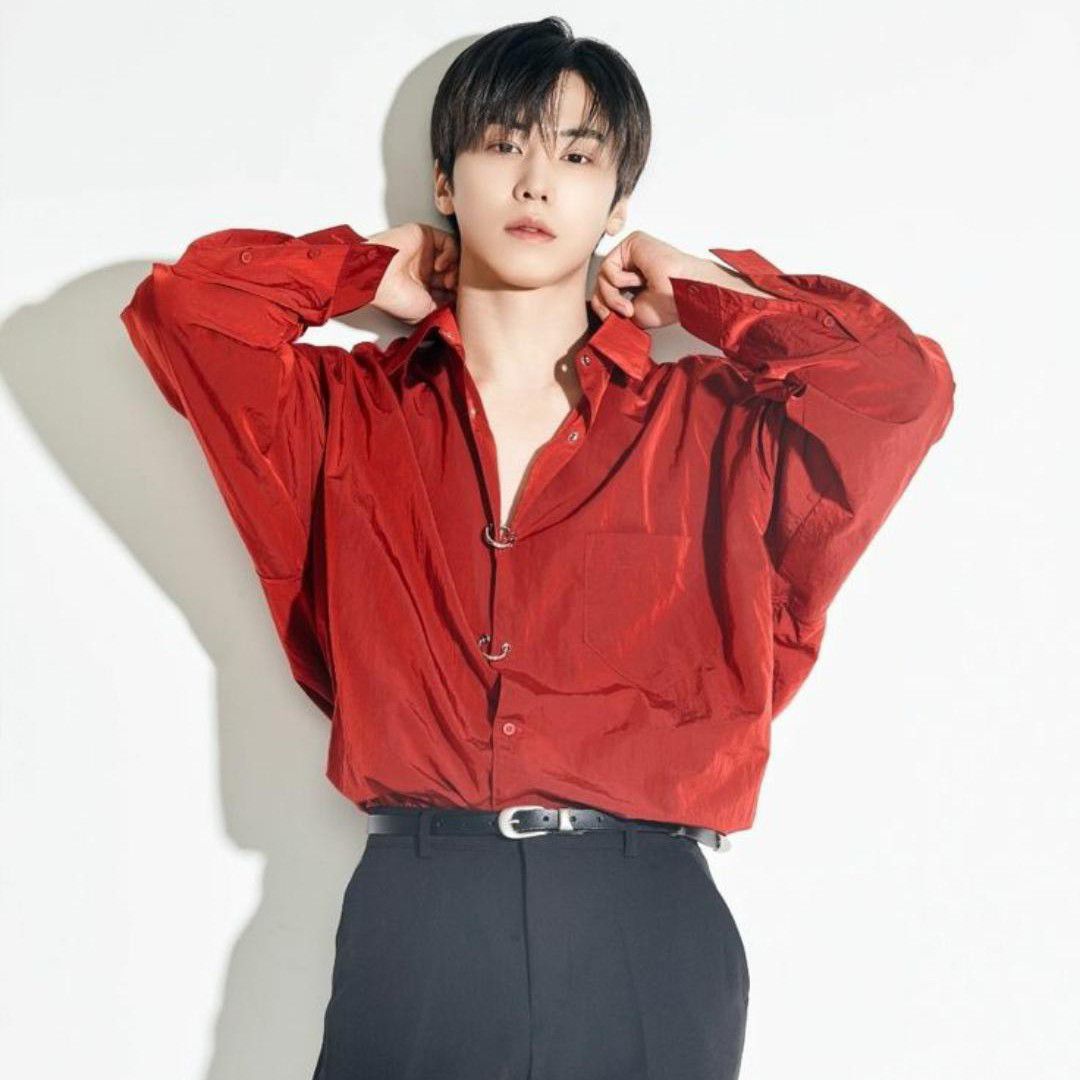 A moment captured by Rocky's fan