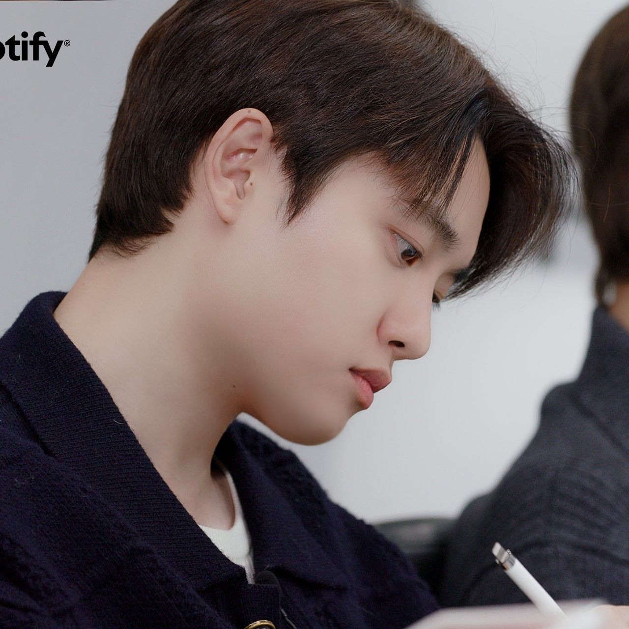 디오 (EXO)의 비하인드 컷