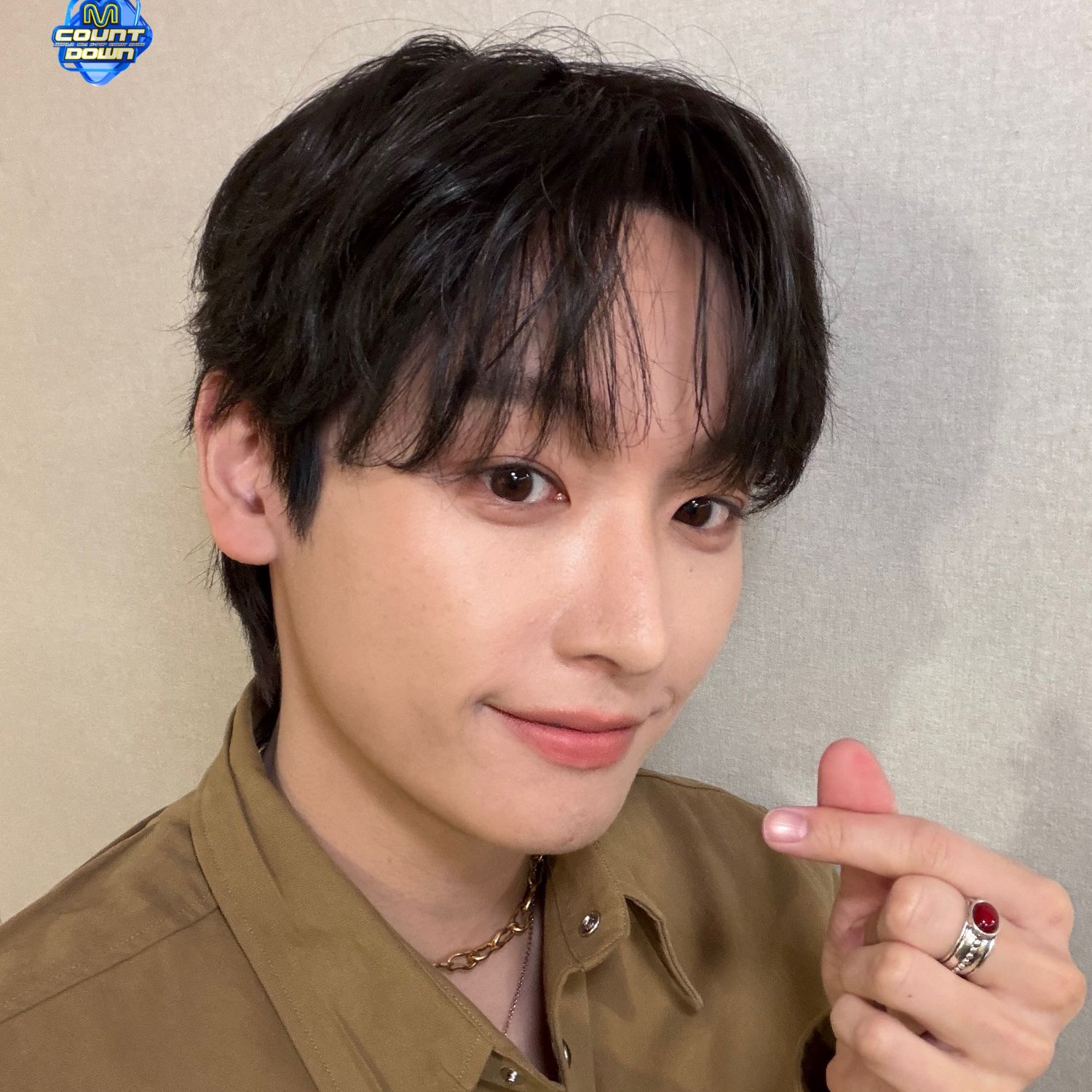 Behind-the-scenes cut of Inseong (SF9)