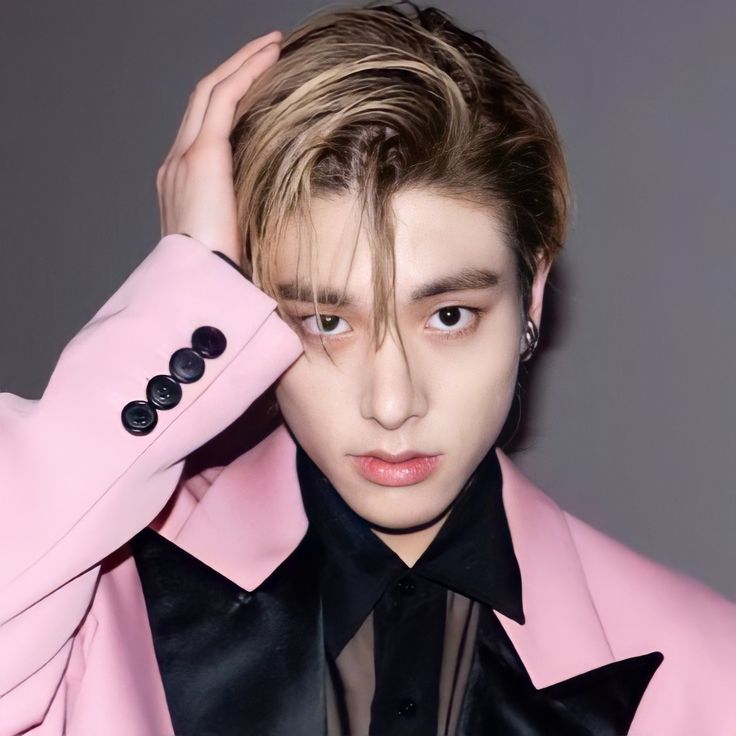 Latest photo of Jake (ENHYPEN)