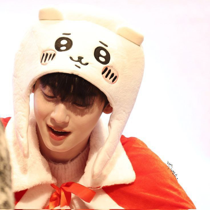 Recent activity shot of Eunwoo (ASTRO)