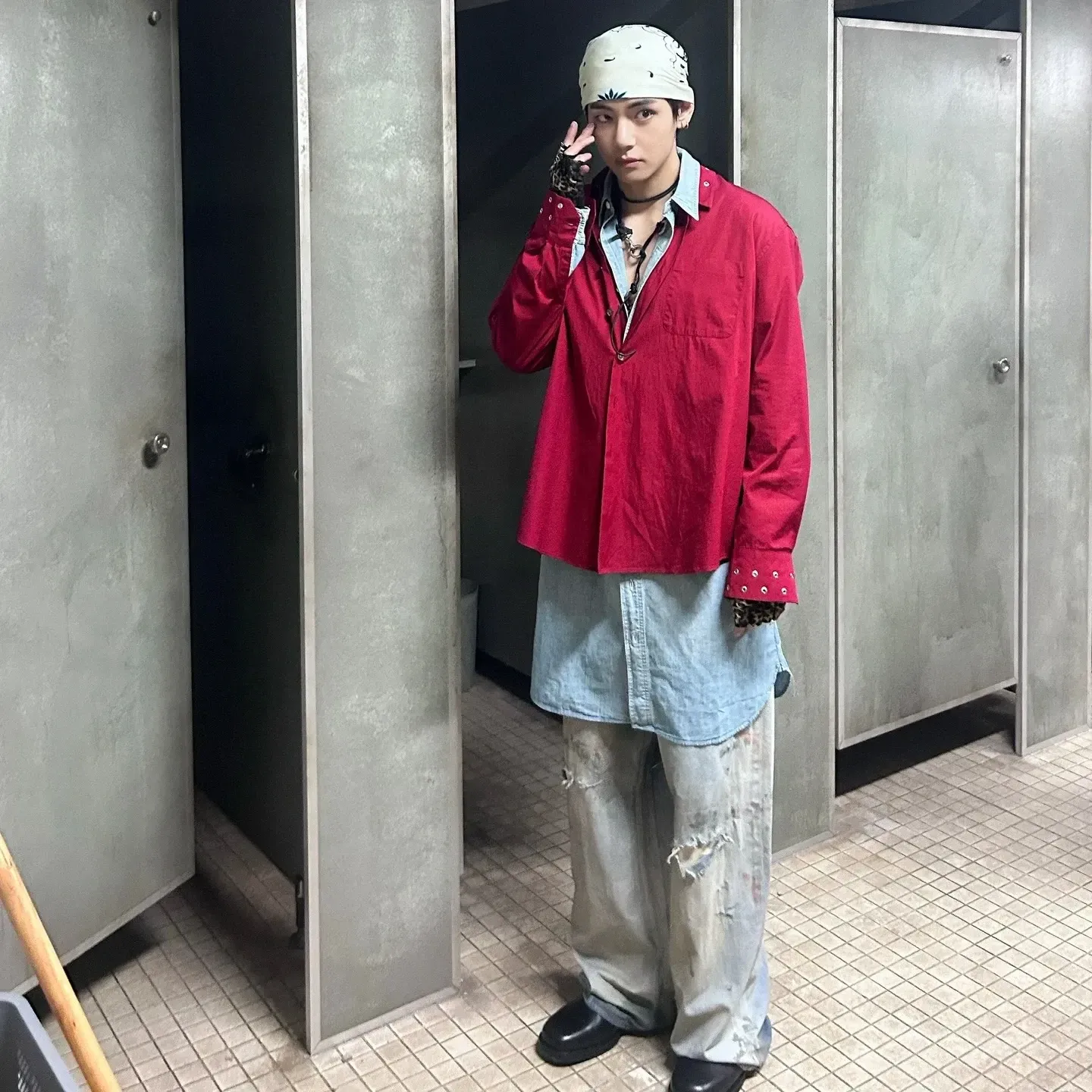 A moment captured by V (BTS)'s fan