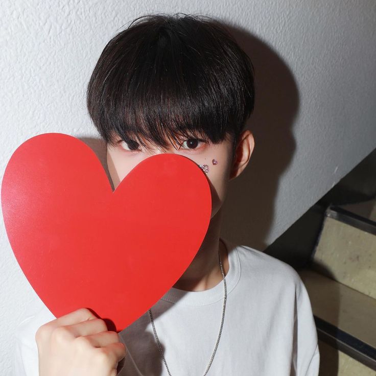 Recent activity shot of Q (THE BOYZ)