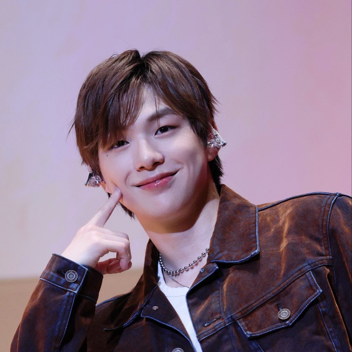 강다니엘 최근 활동샷