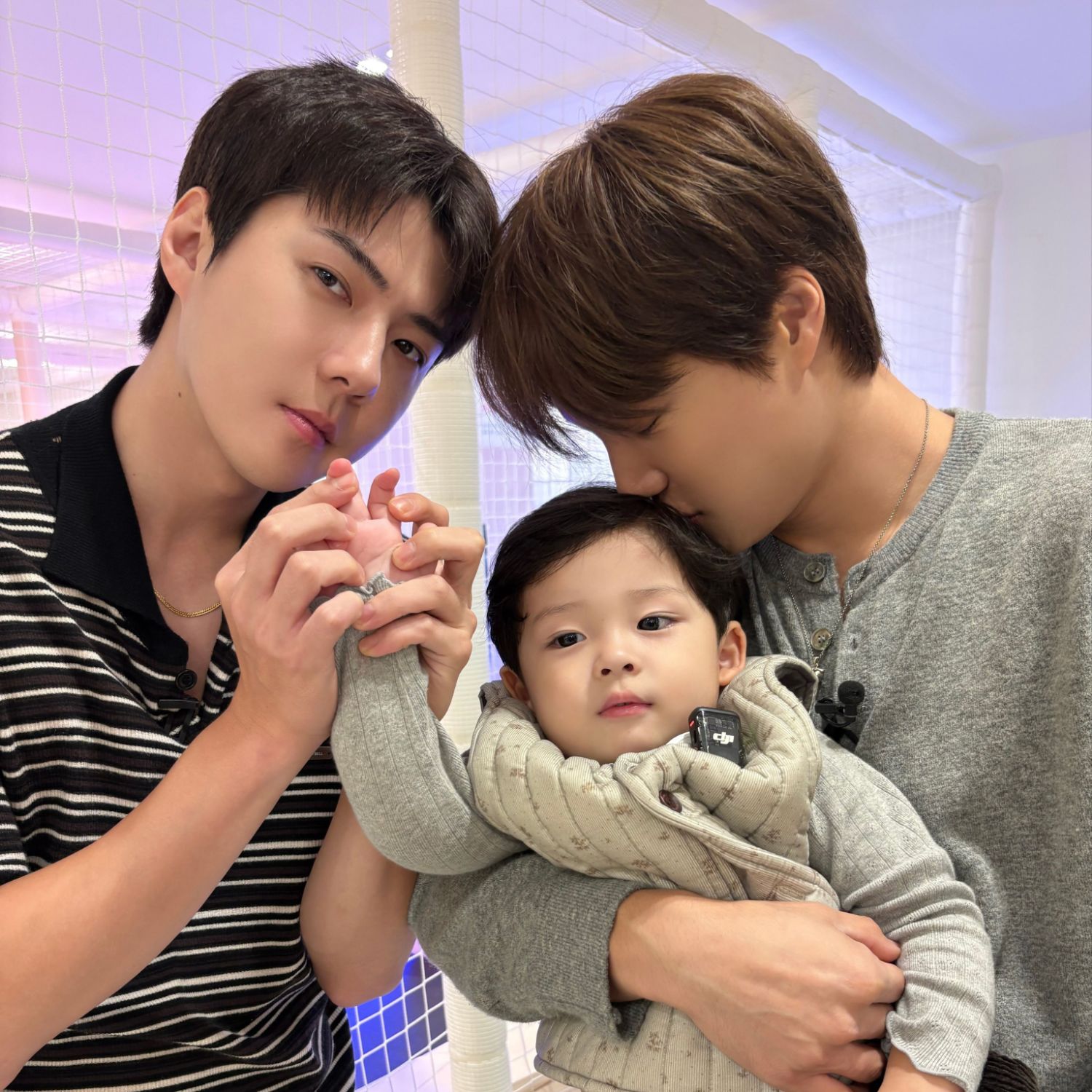 EXO의 비하인드 컷