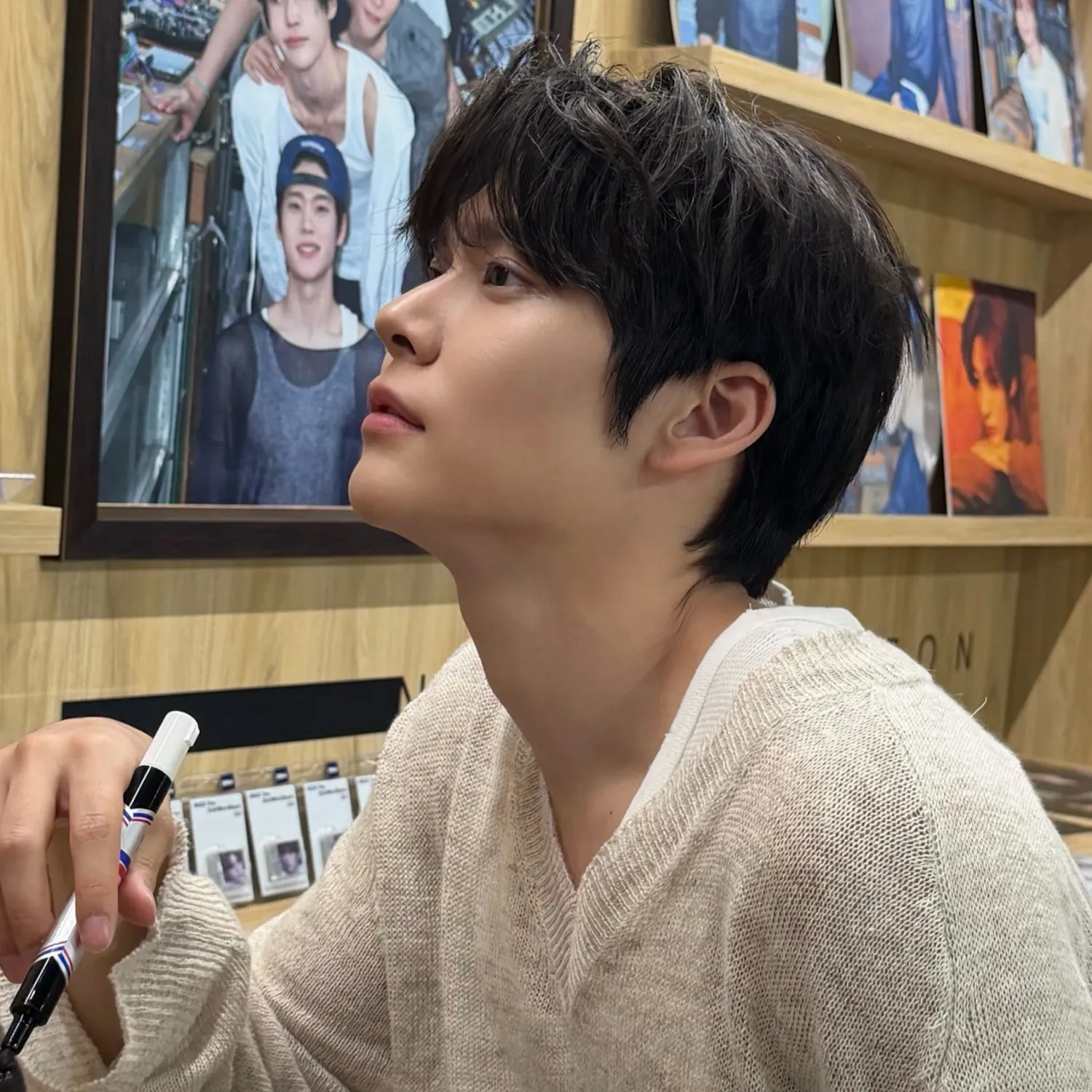 Behind-the-scenes cut of Eunseok (RIIZE)
