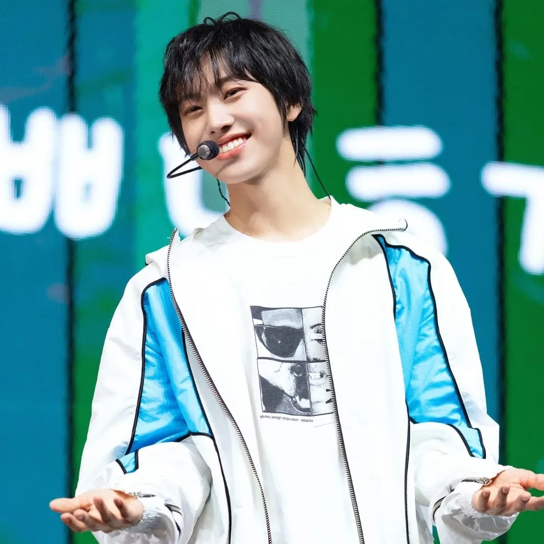 Behind-the-scenes cut of Park seonghyeon (IDID)