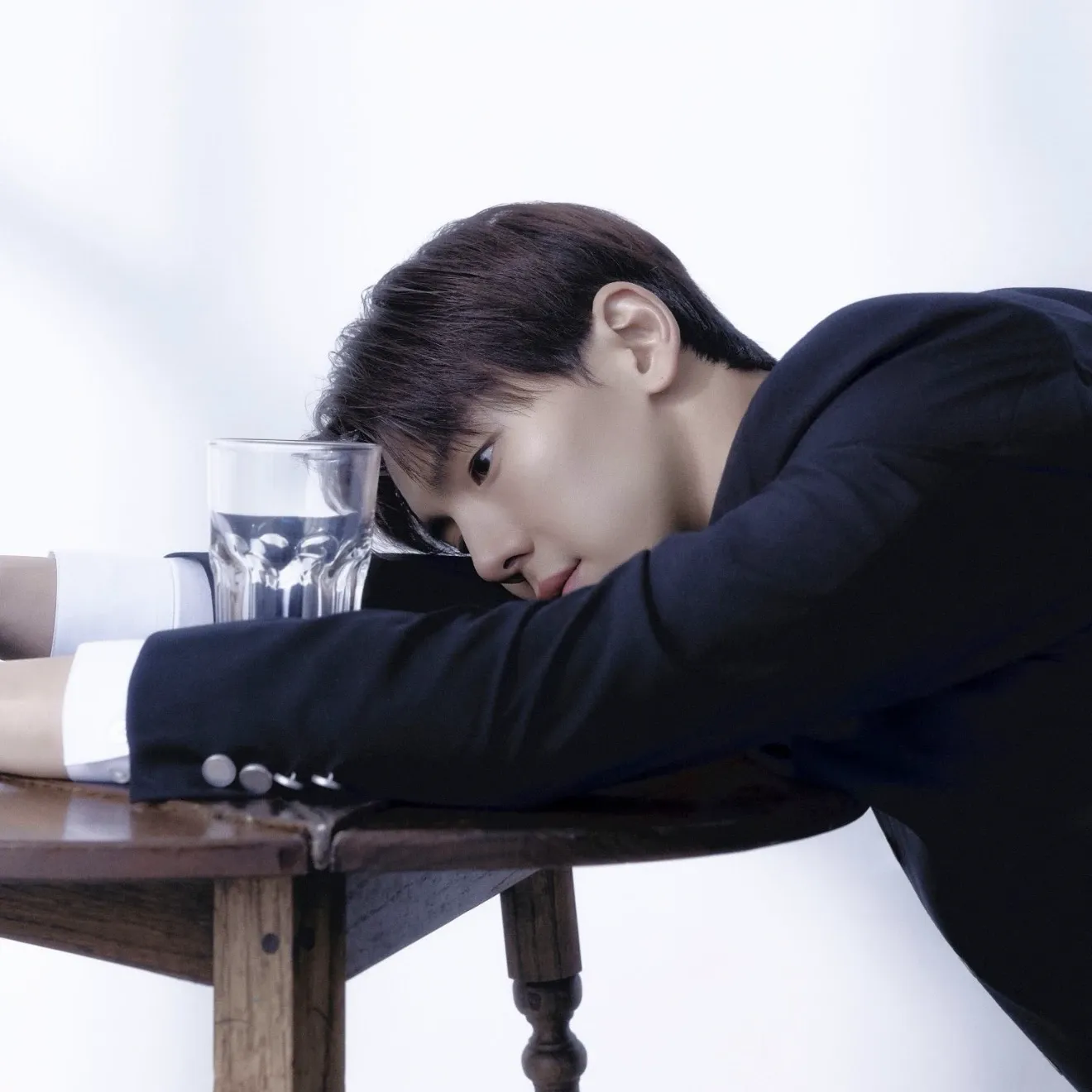 셔누 (몬스타엑스)의 비하인드 컷