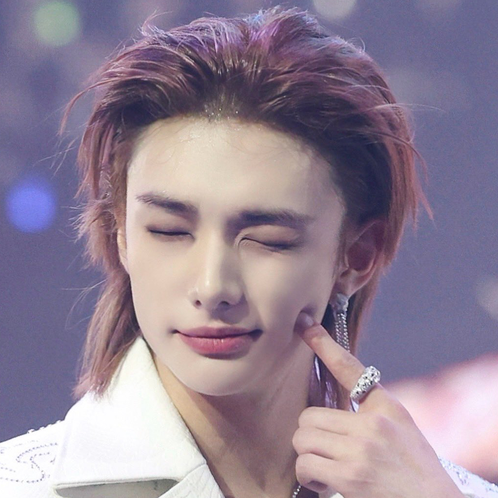 Behind-the-scenes cut of Hyunjin (Stray Kids)