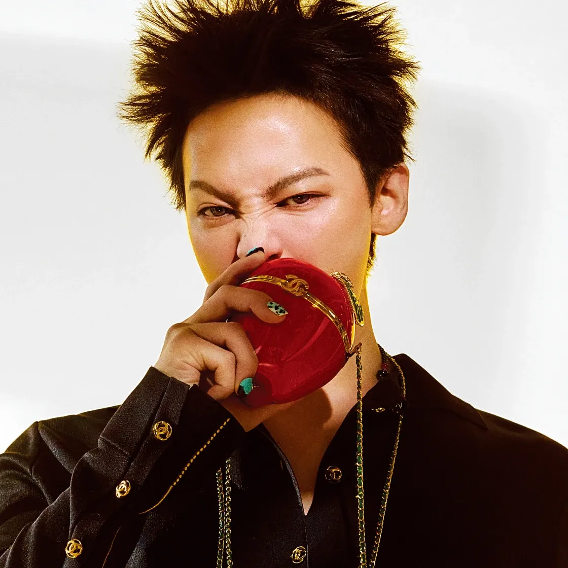 Behind-the-scenes cut of G-DRAGON (BIGBANG)