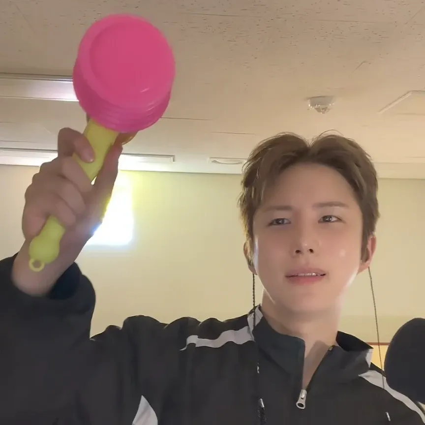 Recent activity shot of Wow (A.C.E)