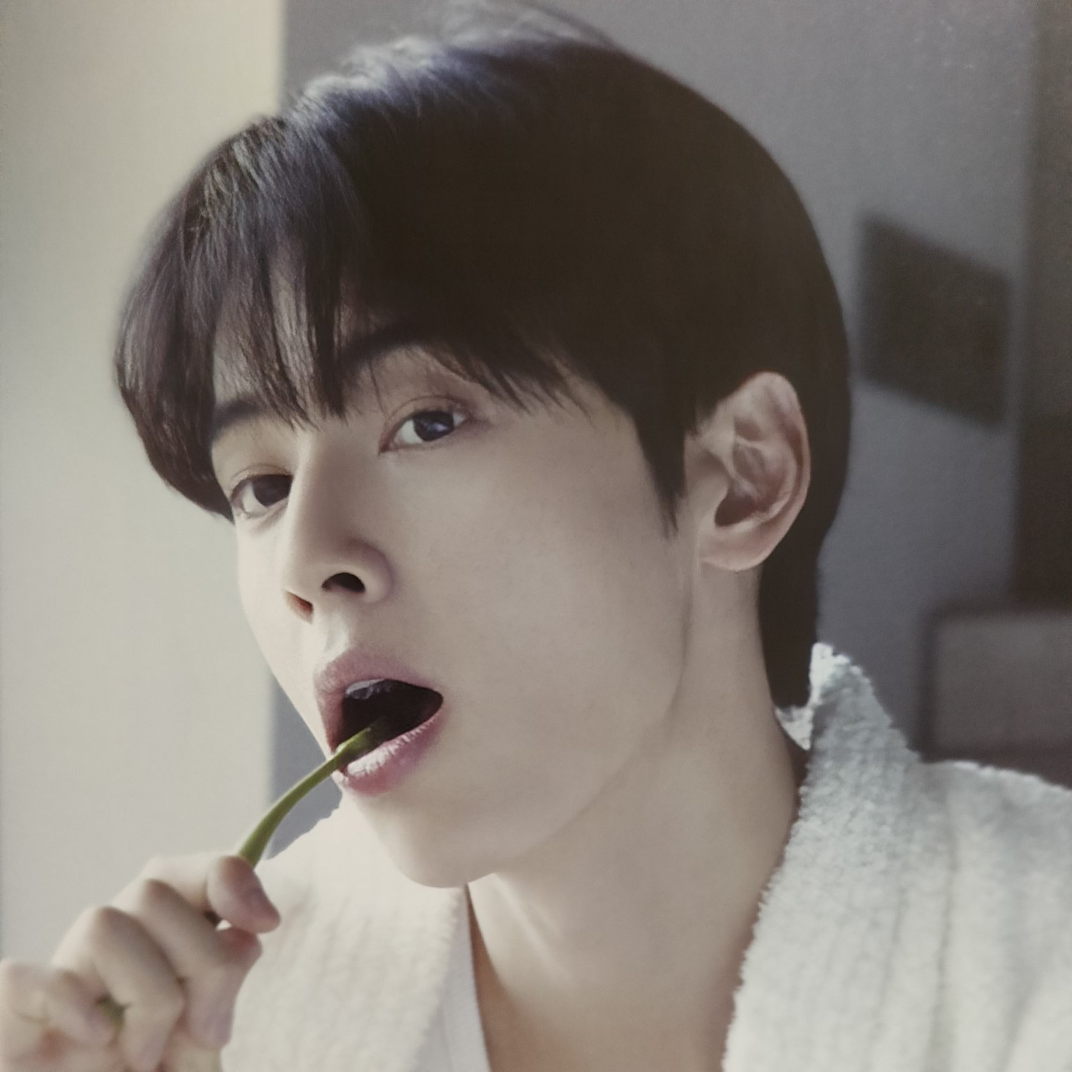 Recent activity shot of Eunwoo (ASTRO)