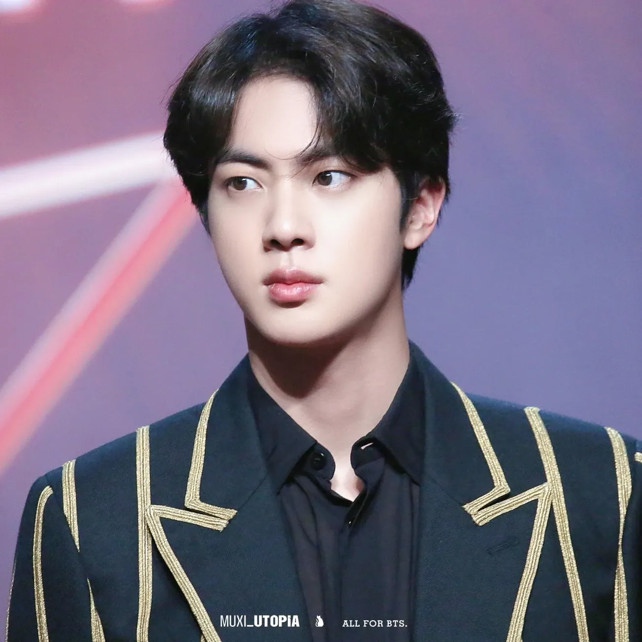 진 (방탄소년단)의 비하인드 컷