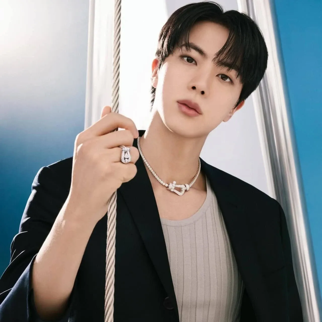 Foto terbaru Jin (BTS)