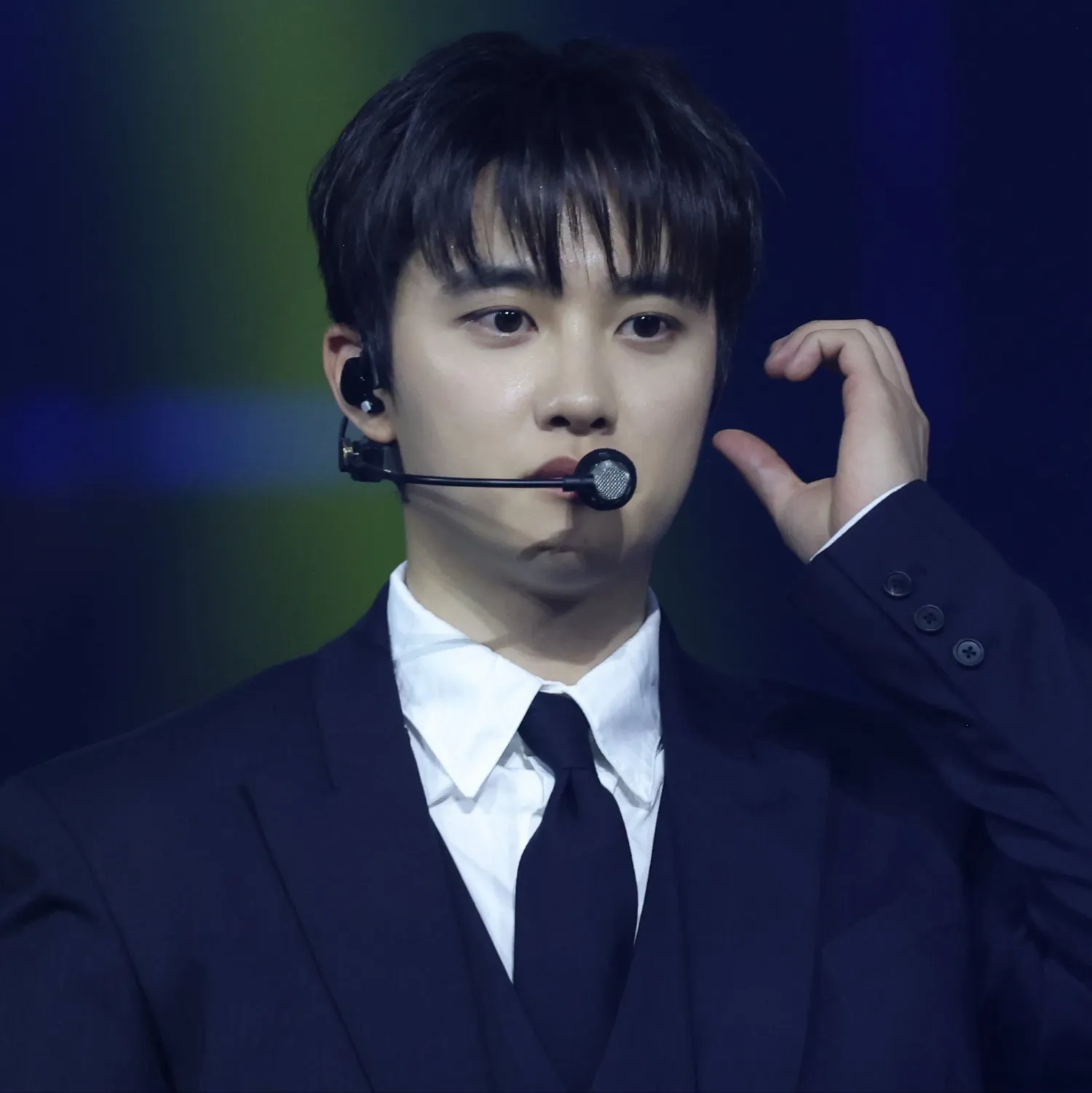 디오 (EXO)의 최신 사진