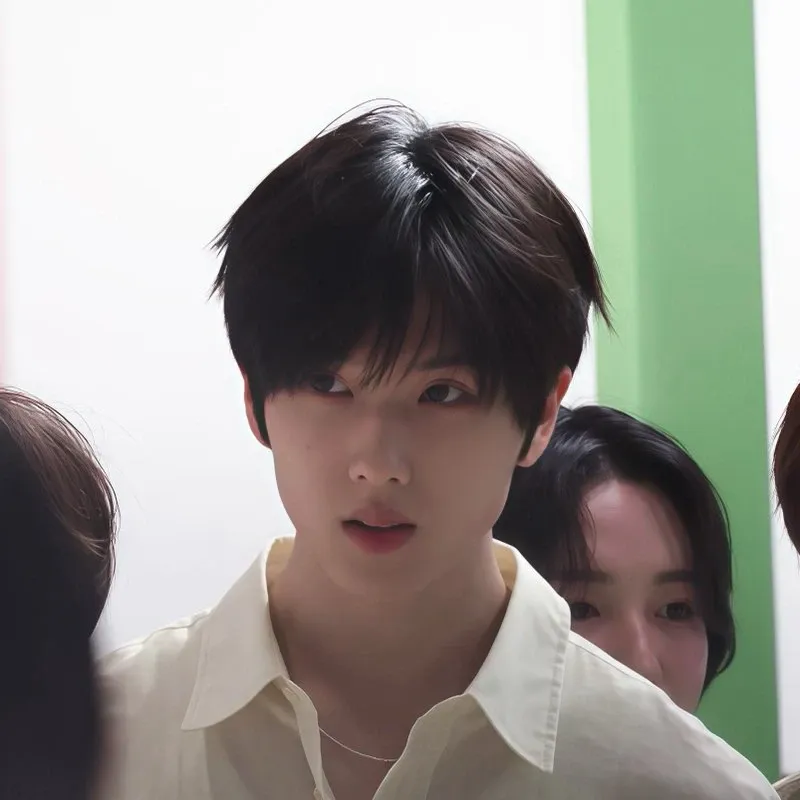 Behind-the-scenes cut of Jisung (NCT DREAM)