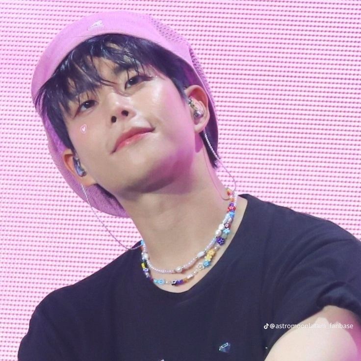 Latest photo of MJ (ASTRO)